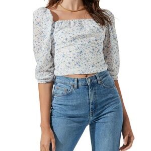 ASTR THE LABEL Kemp Puff Sleeve Crop Top‎ L